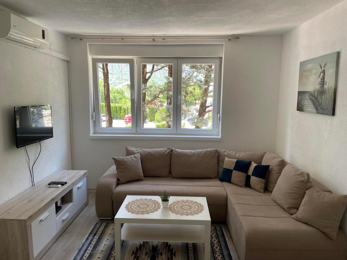 Apartment F&N Mostar Bagian luar foto