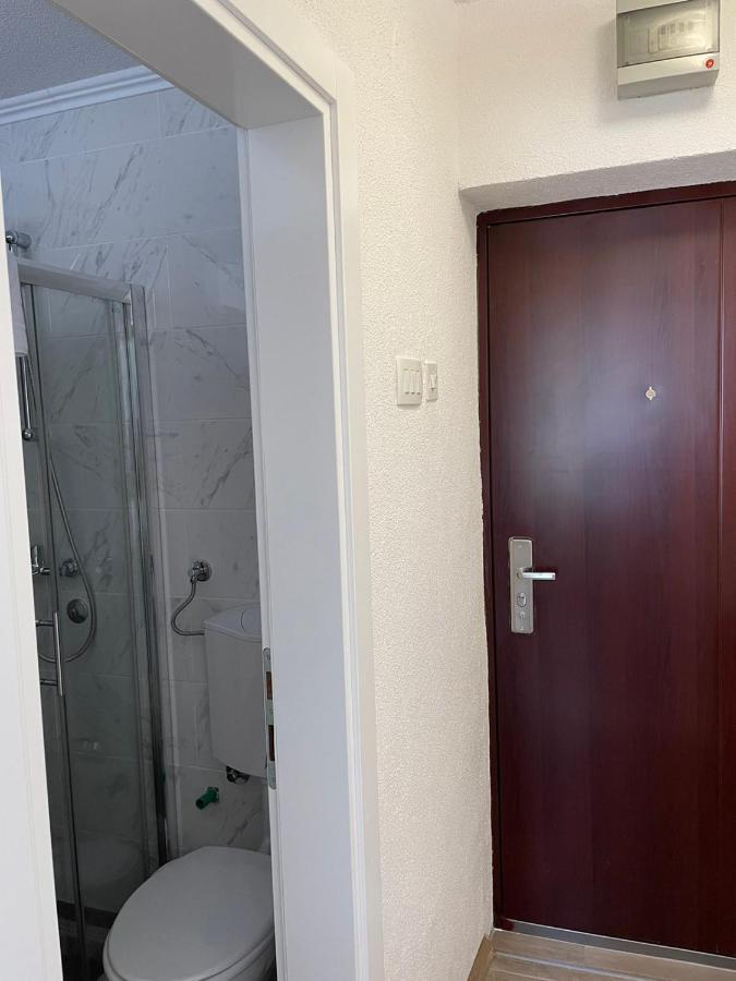 Apartment F&N Mostar Bagian luar foto
