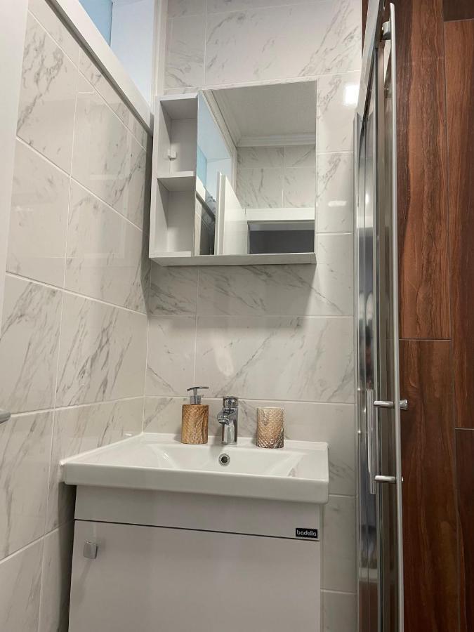 Apartment F&N Mostar Bagian luar foto
